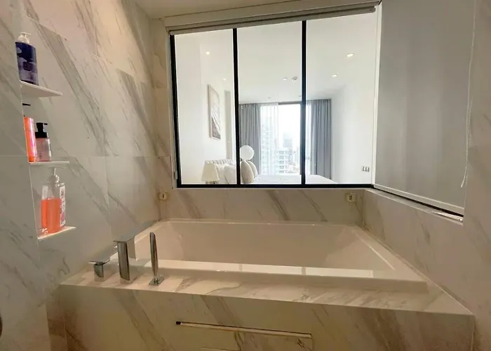 Luxury Asoke Sukhumvit Near By Bts Mrt Sleeps 4 Apartment Bangkok